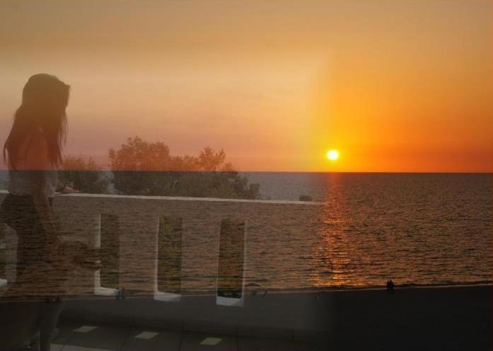 Golden Sun Apartments Родакинон Екстериор снимка